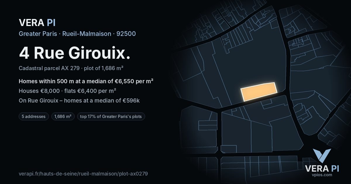 4 Rue Girouix, Rueil-Malmaison at night – the plot lit, the parcels around coloured by the prices near them