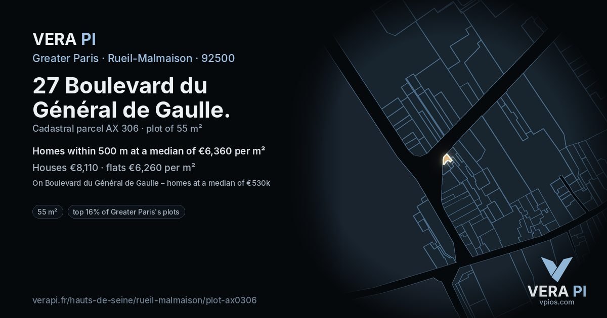 27 Boulevard du Général de Gaulle, Rueil-Malmaison at night – the plot lit, the parcels around coloured by the prices near them