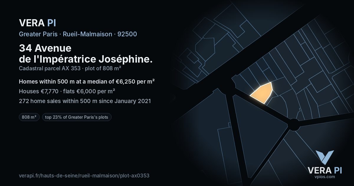 34 Avenue de l'Impératrice Joséphine, Rueil-Malmaison at night – the plot lit, the parcels around coloured by the prices near them