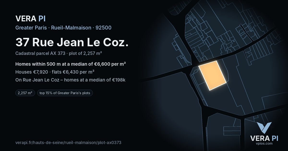 37 Rue Jean Le Coz, Rueil-Malmaison at night – the plot lit, the parcels around coloured by the prices near them