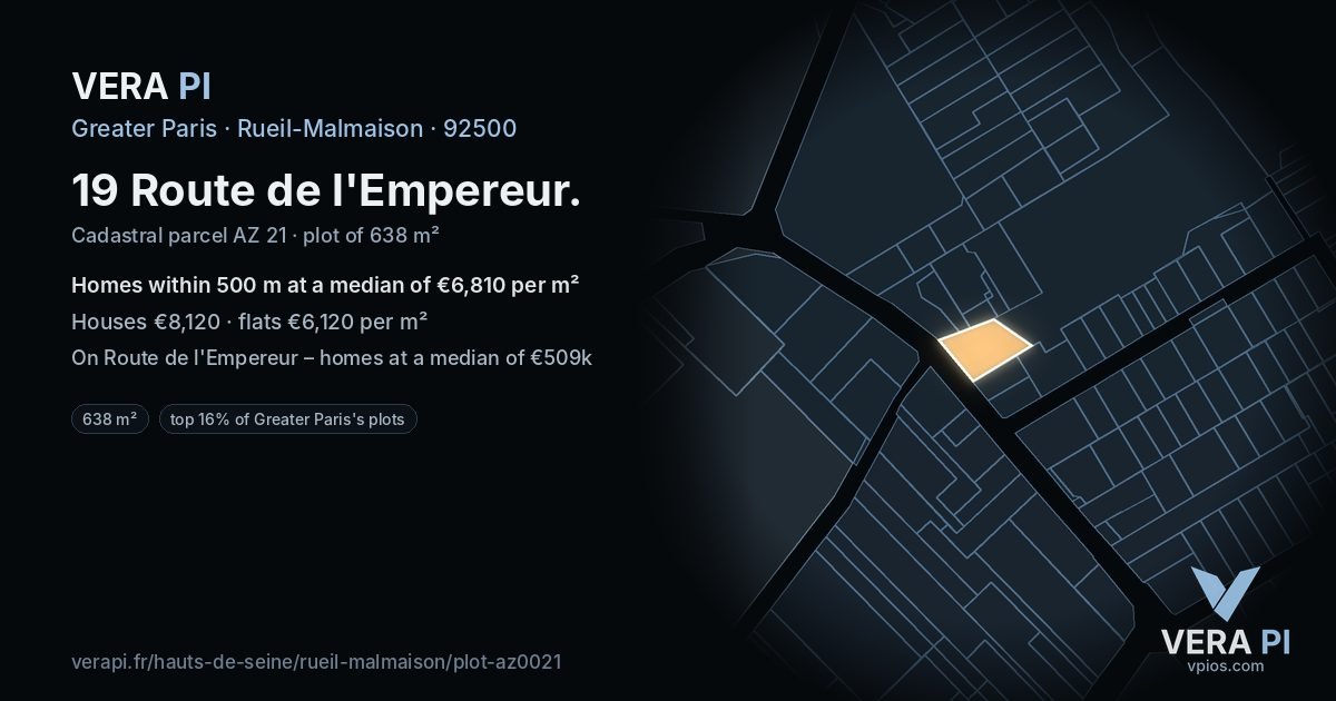 19 Route de l'Empereur, Rueil-Malmaison at night – the plot lit, the parcels around coloured by the prices near them