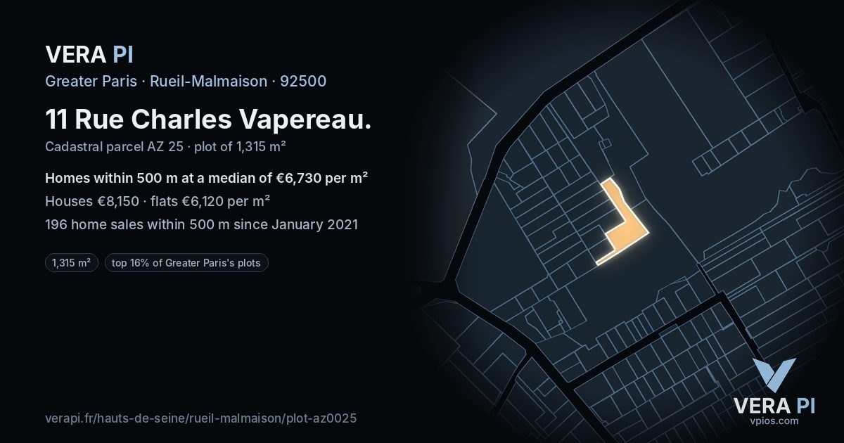 11 Rue Charles Vapereau, Rueil-Malmaison at night – the plot lit, the parcels around coloured by the prices near them