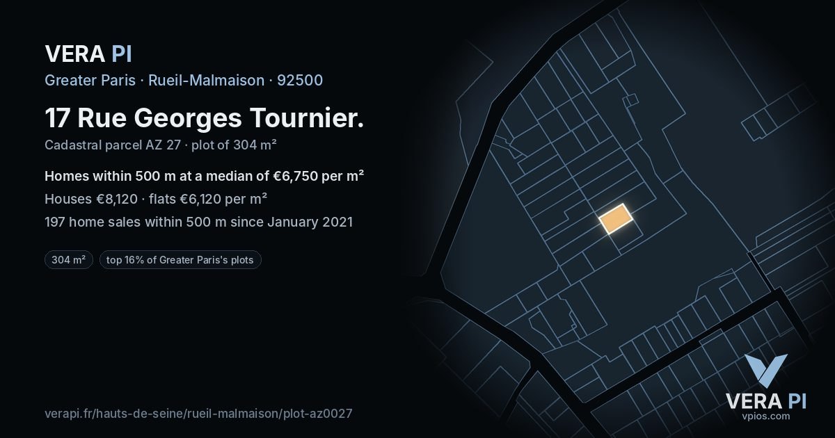 17 Rue Georges Tournier, Rueil-Malmaison at night – the plot lit, the parcels around coloured by the prices near them