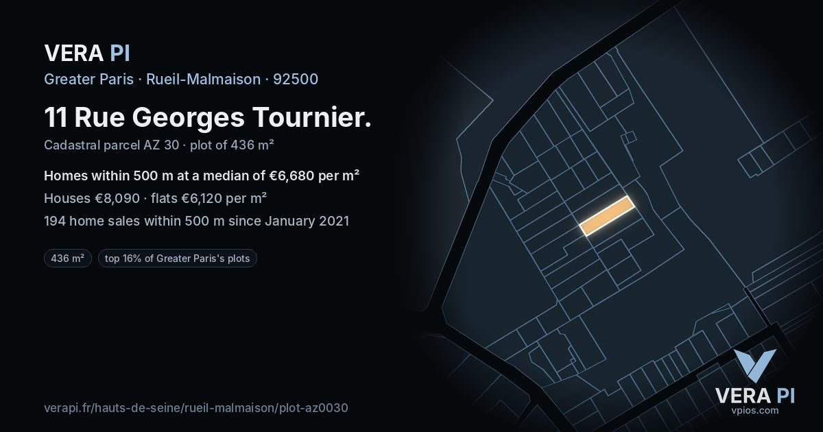 11 Rue Georges Tournier, Rueil-Malmaison at night – the plot lit, the parcels around coloured by the prices near them