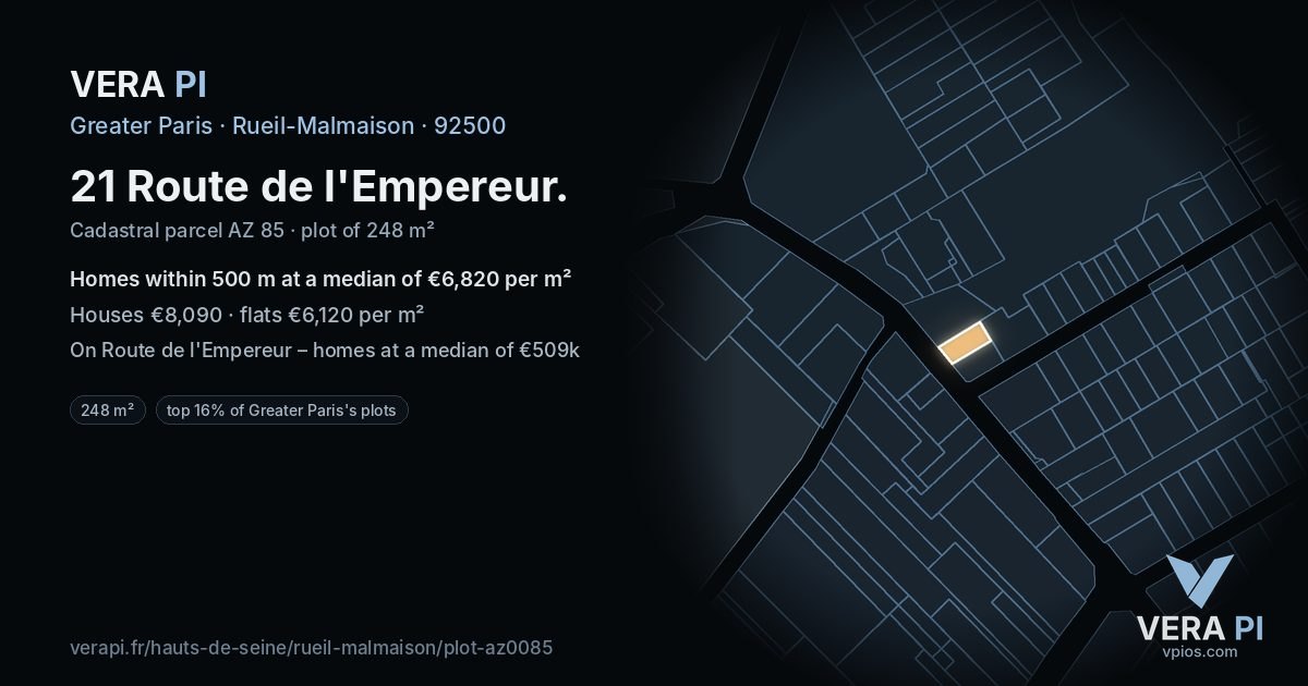 21 Route de l'Empereur, Rueil-Malmaison at night – the plot lit, the parcels around coloured by the prices near them