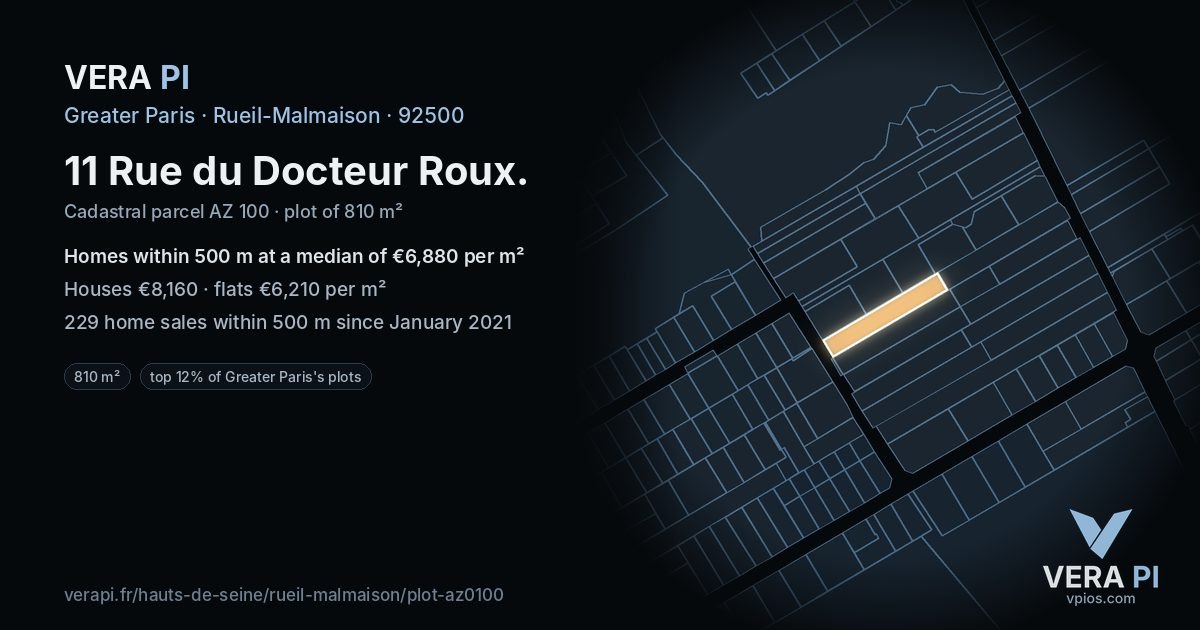 11 Rue du Docteur Roux, Rueil-Malmaison at night – the plot lit, the parcels around coloured by the prices near them