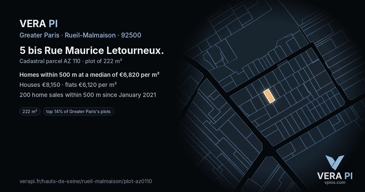 5 bis Rue Maurice Letourneux, Rueil-Malmaison at night – the plot lit, the parcels around coloured by the prices near them