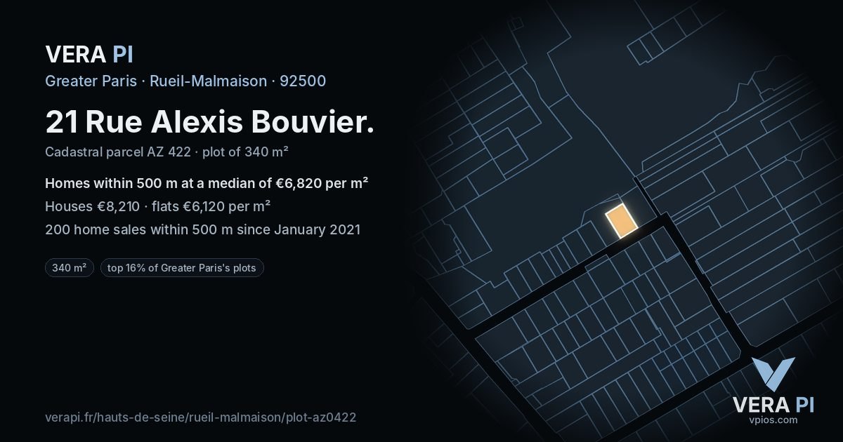 21 Rue Alexis Bouvier, Rueil-Malmaison at night – the plot lit, the parcels around coloured by the prices near them