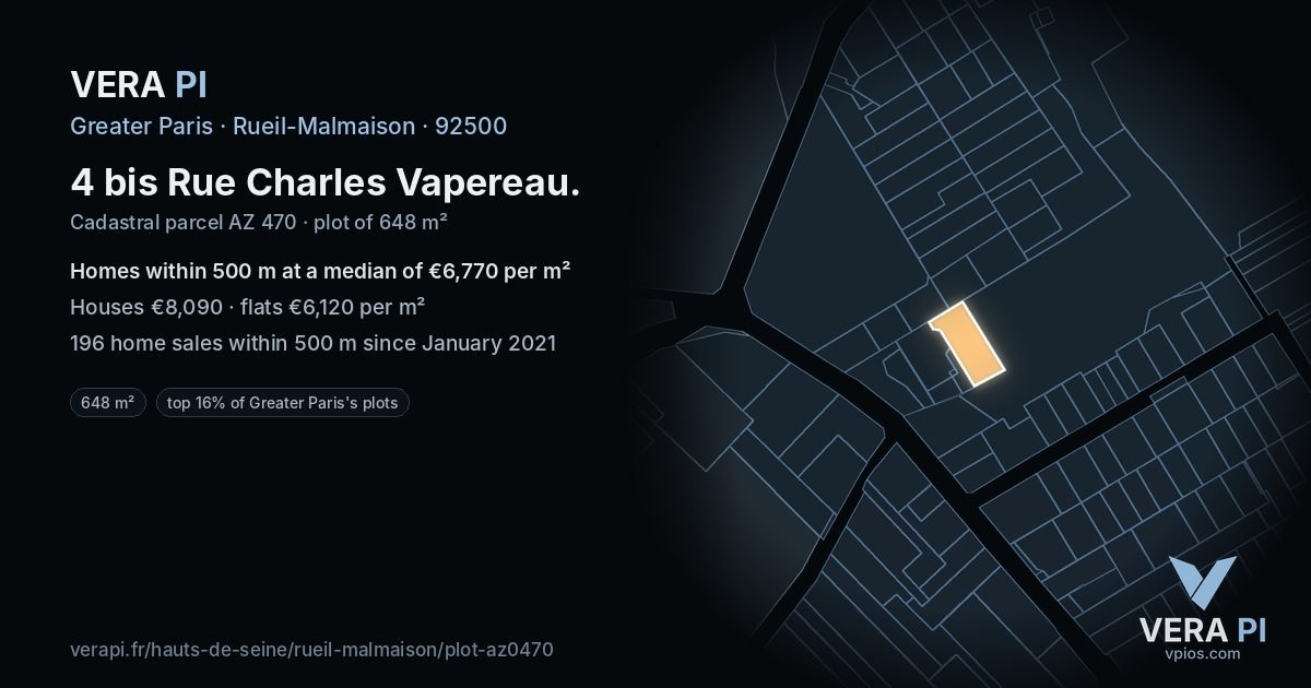 4 bis Rue Charles Vapereau, Rueil-Malmaison at night – the plot lit, the parcels around coloured by the prices near them