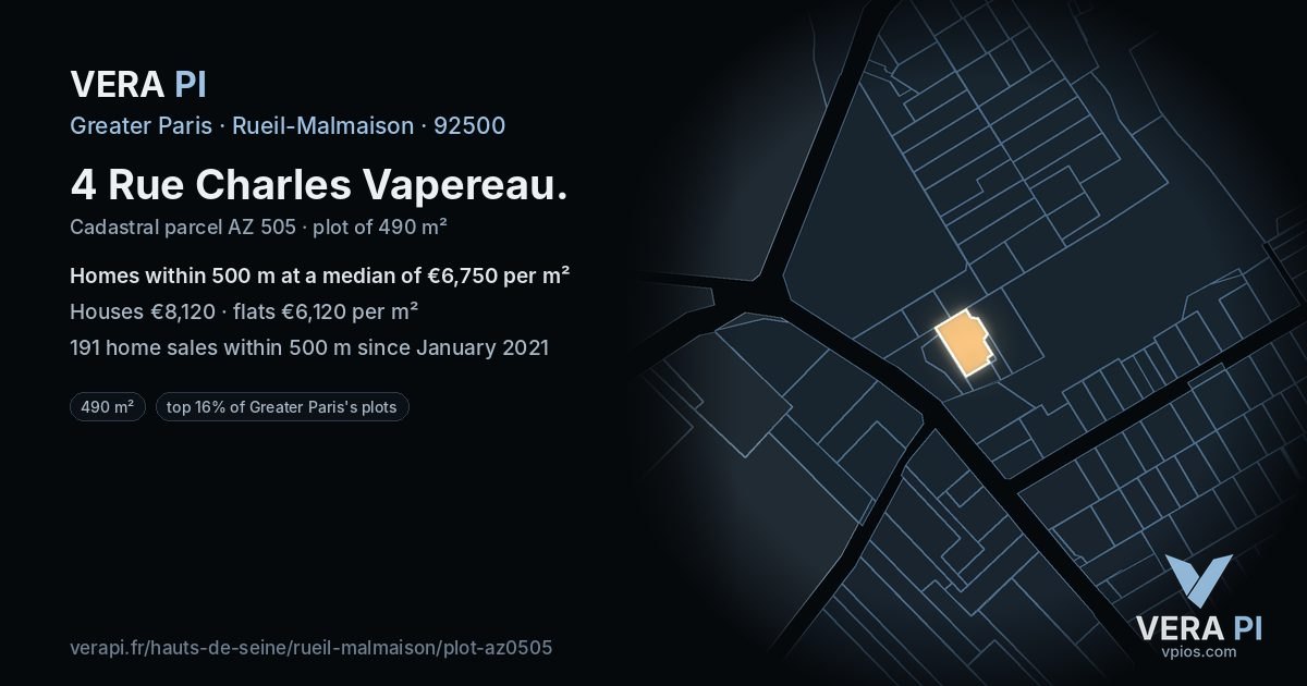 4 Rue Charles Vapereau, Rueil-Malmaison at night – the plot lit, the parcels around coloured by the prices near them