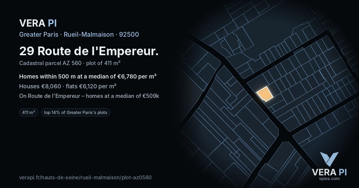 29 Route de l'Empereur, Rueil-Malmaison at night – the plot lit, the parcels around coloured by the prices near them