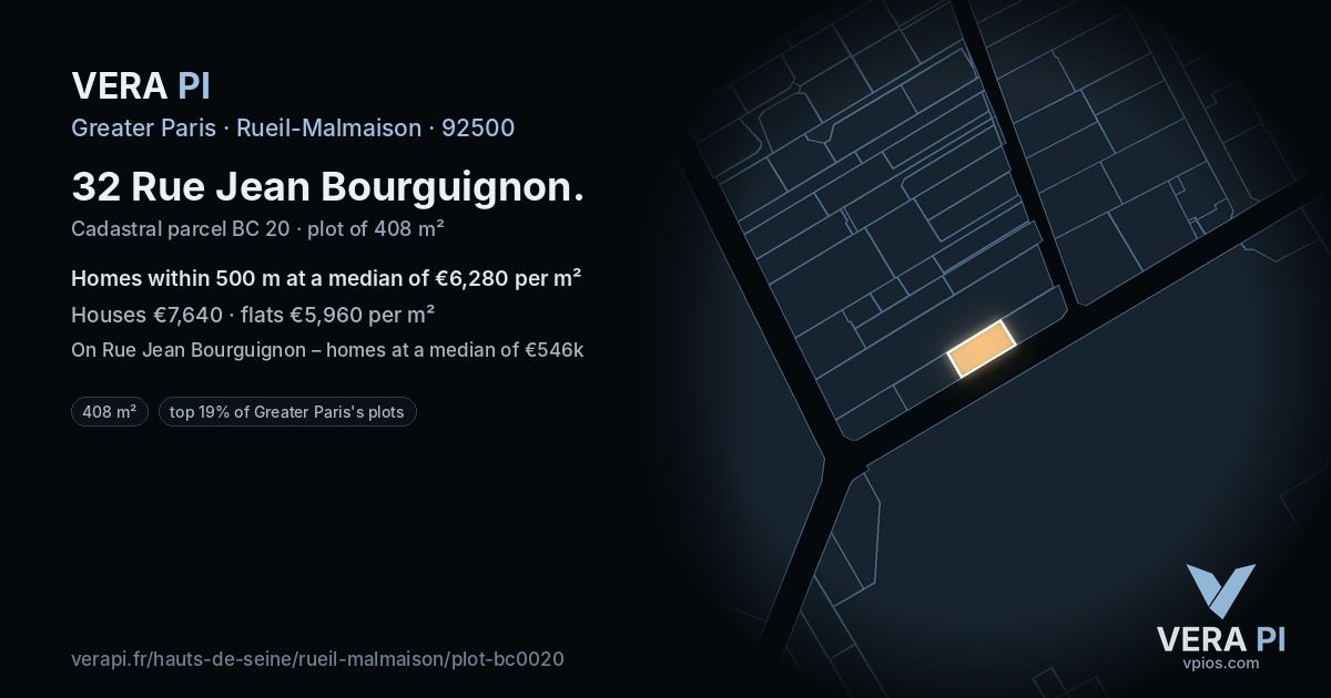 32 Rue Jean Bourguignon, Rueil-Malmaison at night – the plot lit, the parcels around coloured by the prices near them