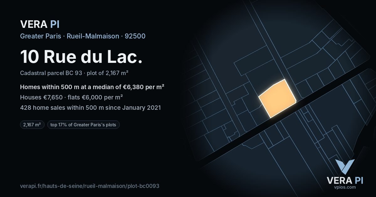 10 Rue du Lac, Rueil-Malmaison at night – the plot lit, the parcels around coloured by the prices near them