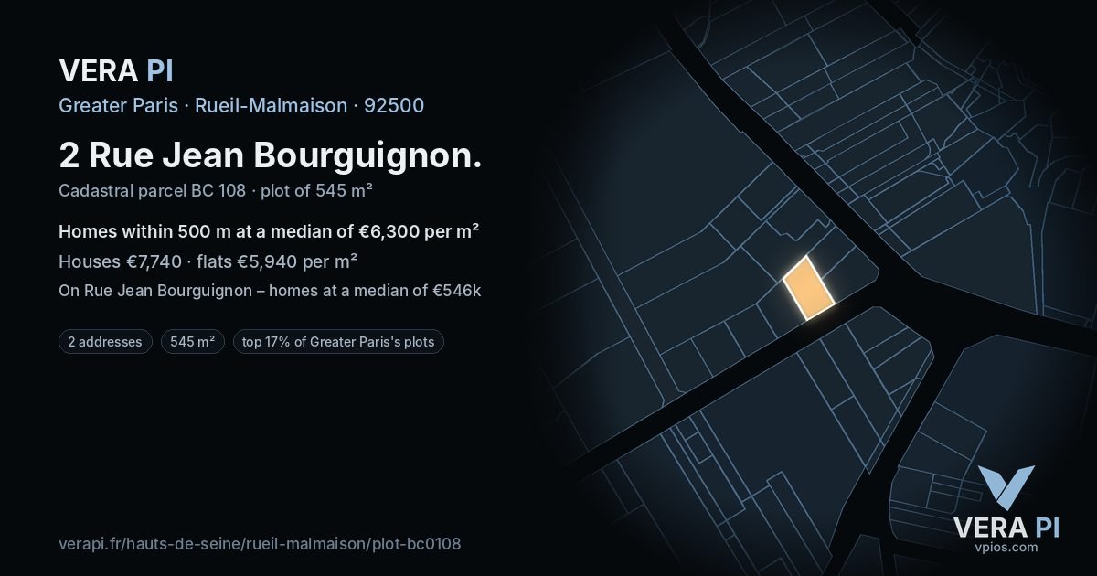 2 Rue Jean Bourguignon, Rueil-Malmaison at night – the plot lit, the parcels around coloured by the prices near them