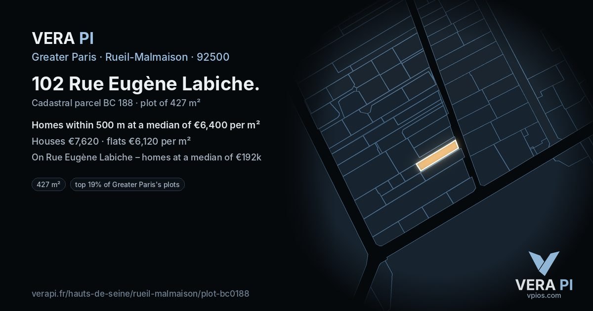 102 Rue Eugène Labiche, Rueil-Malmaison at night – the plot lit, the parcels around coloured by the prices near them