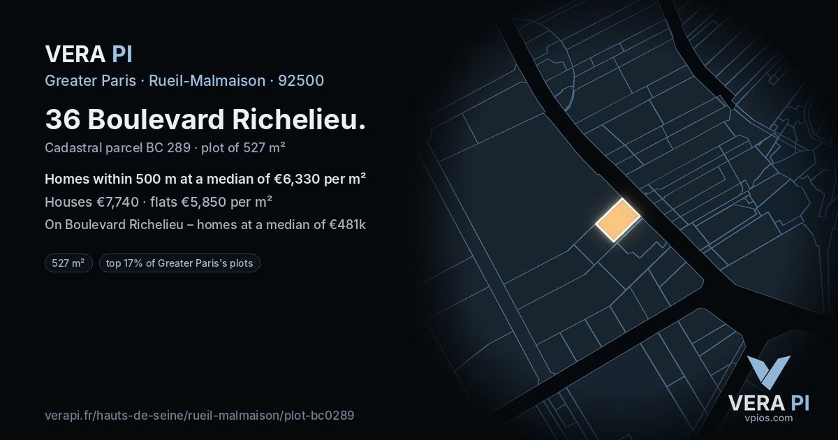 36 Boulevard Richelieu, Rueil-Malmaison at night – the plot lit, the parcels around coloured by the prices near them