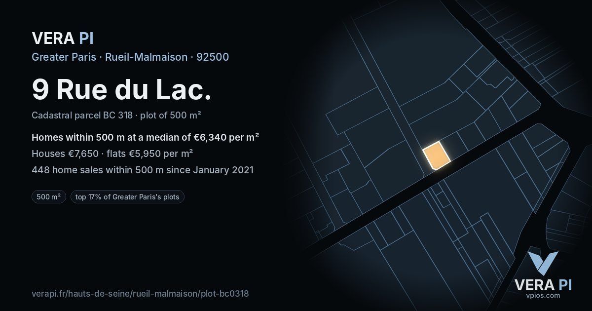 9 Rue du Lac, Rueil-Malmaison at night – the plot lit, the parcels around coloured by the prices near them