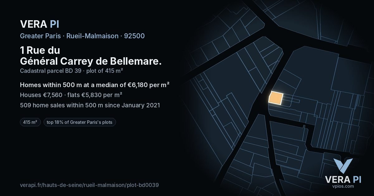 1 Rue du Général Carrey de Bellemare, Rueil-Malmaison at night – the plot lit, the parcels around coloured by the prices near them