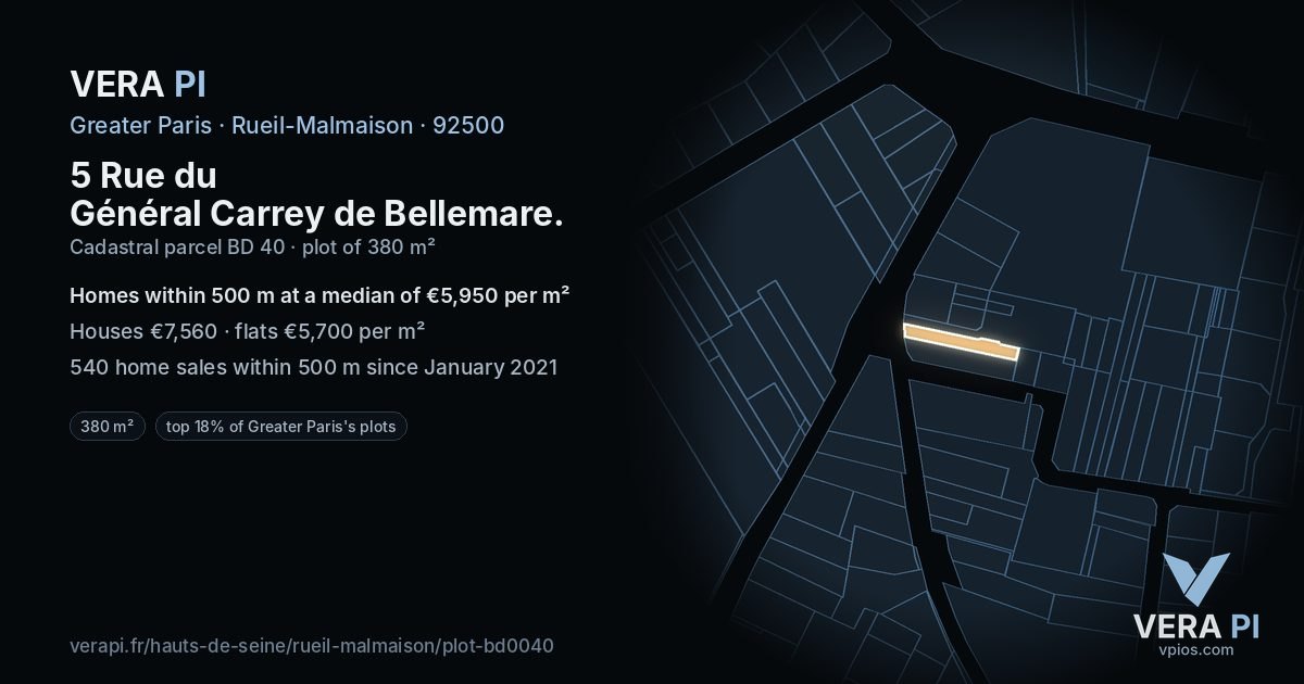 5 Rue du Général Carrey de Bellemare, Rueil-Malmaison at night – the plot lit, the parcels around coloured by the prices near them