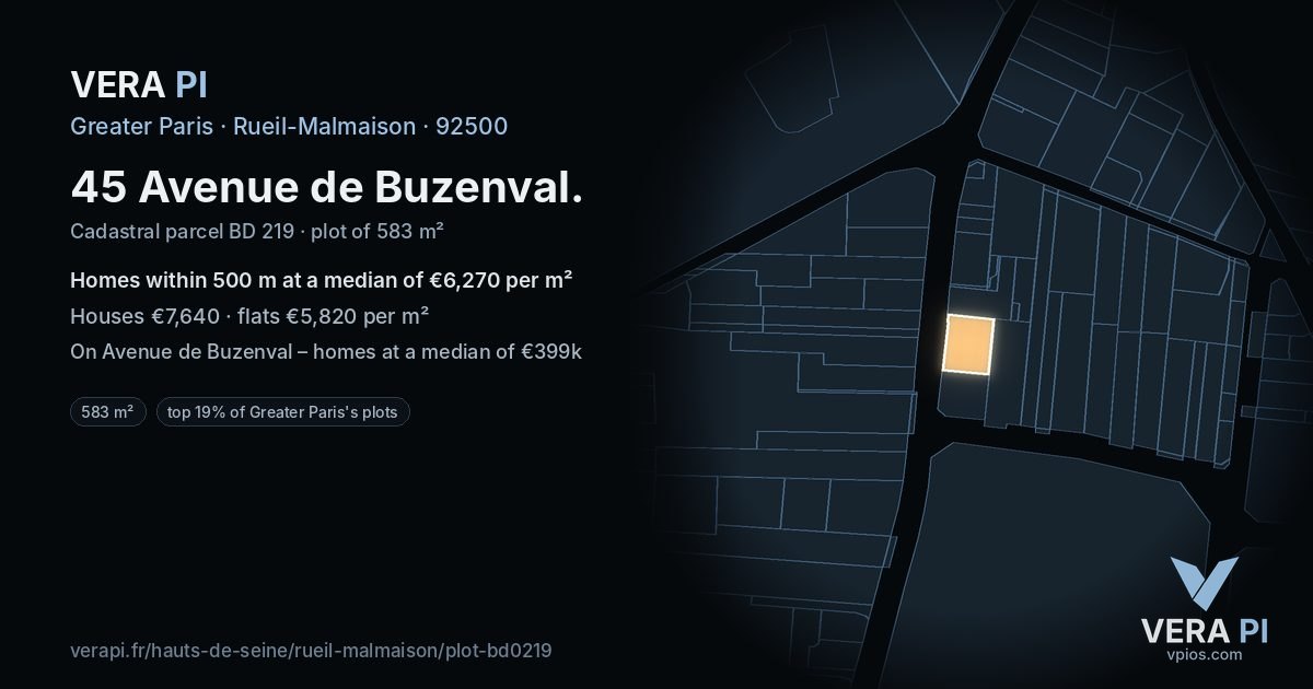 45 Avenue de Buzenval, Rueil-Malmaison at night – the plot lit, the parcels around coloured by the prices near them