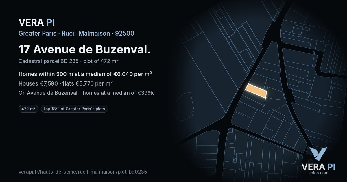 17 Avenue de Buzenval, Rueil-Malmaison at night – the plot lit, the parcels around coloured by the prices near them