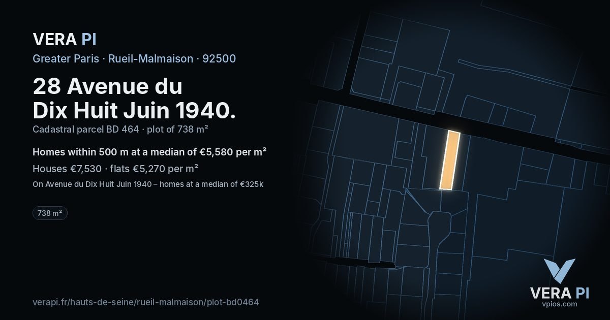 28 Avenue du Dix Huit Juin 1940, Rueil-Malmaison at night – the plot lit, the parcels around coloured by the prices near them
