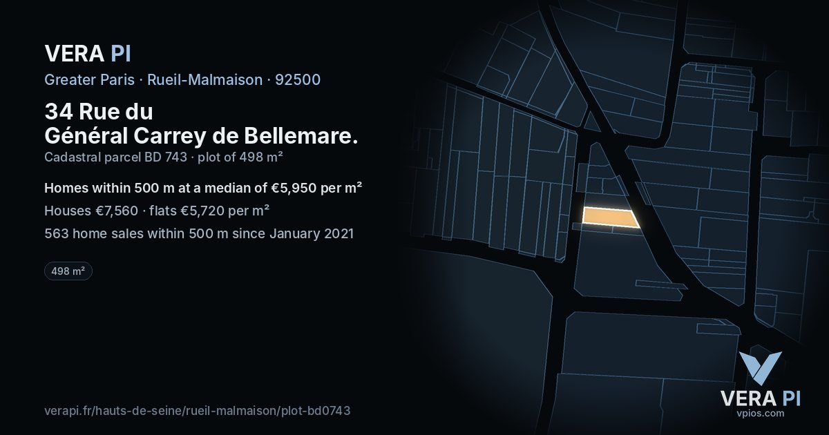 34 Rue du Général Carrey de Bellemare, Rueil-Malmaison at night – the plot lit, the parcels around coloured by the prices near them