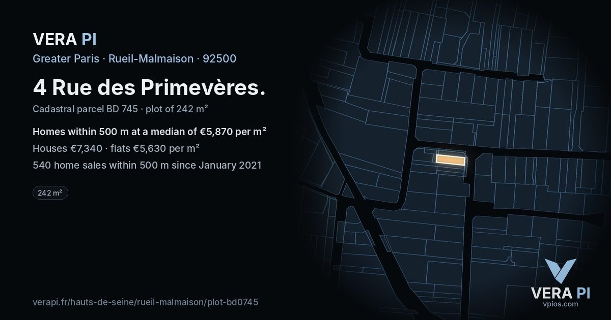 4 Rue des Primevères, Rueil-Malmaison at night – the plot lit, the parcels around coloured by the prices near them