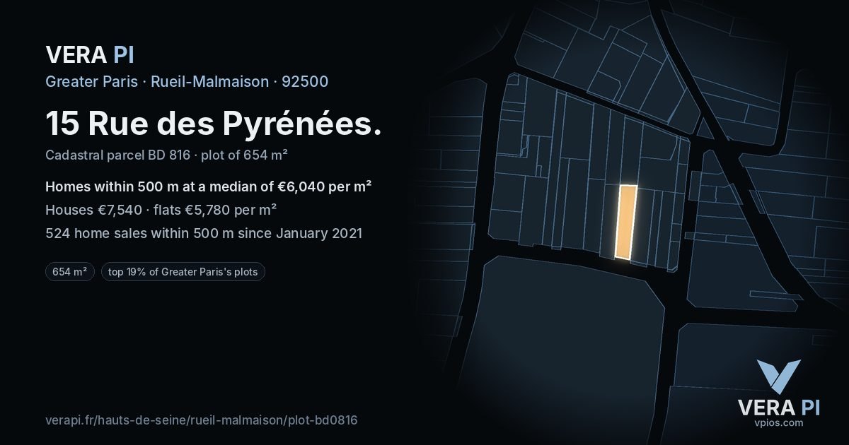 15 Rue des Pyrénées, Rueil-Malmaison at night – the plot lit, the parcels around coloured by the prices near them
