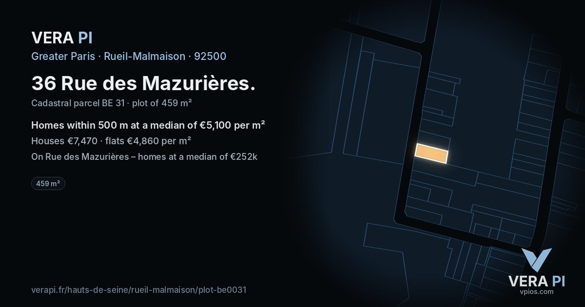 36 Rue des Mazurières, Rueil-Malmaison at night – the plot lit, the parcels around coloured by the prices near them