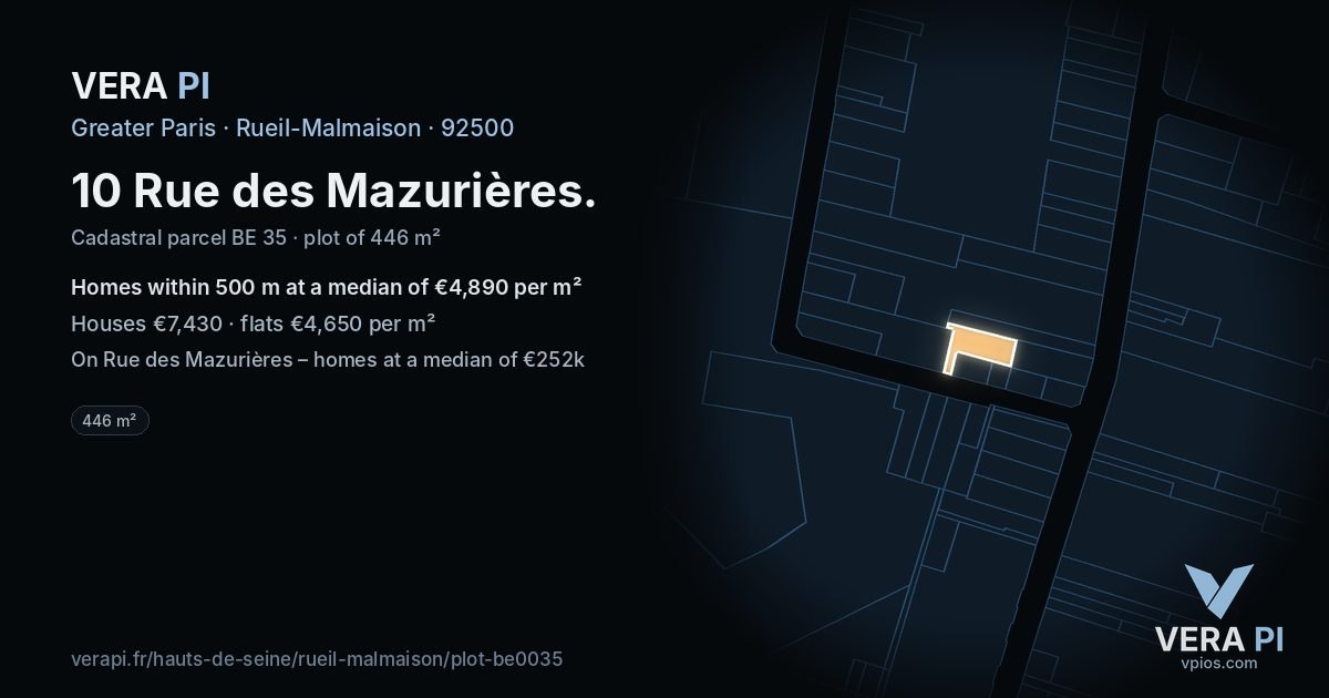 10 Rue des Mazurières, Rueil-Malmaison at night – the plot lit, the parcels around coloured by the prices near them