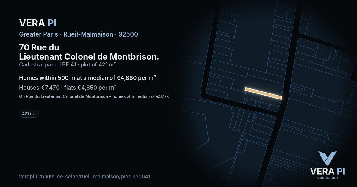 70 Rue du Lieutenant Colonel de Montbrison, Rueil-Malmaison at night – the plot lit, the parcels around coloured by the prices near them