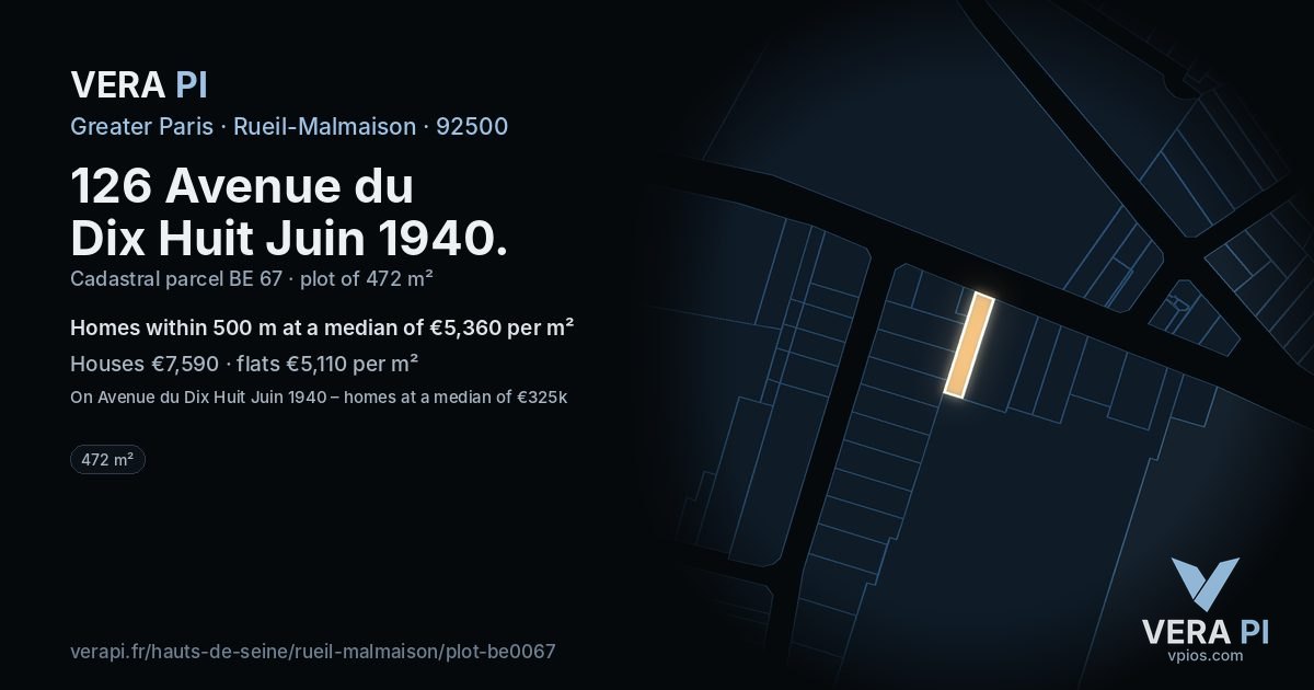 126 Avenue du Dix Huit Juin 1940, Rueil-Malmaison at night – the plot lit, the parcels around coloured by the prices near them