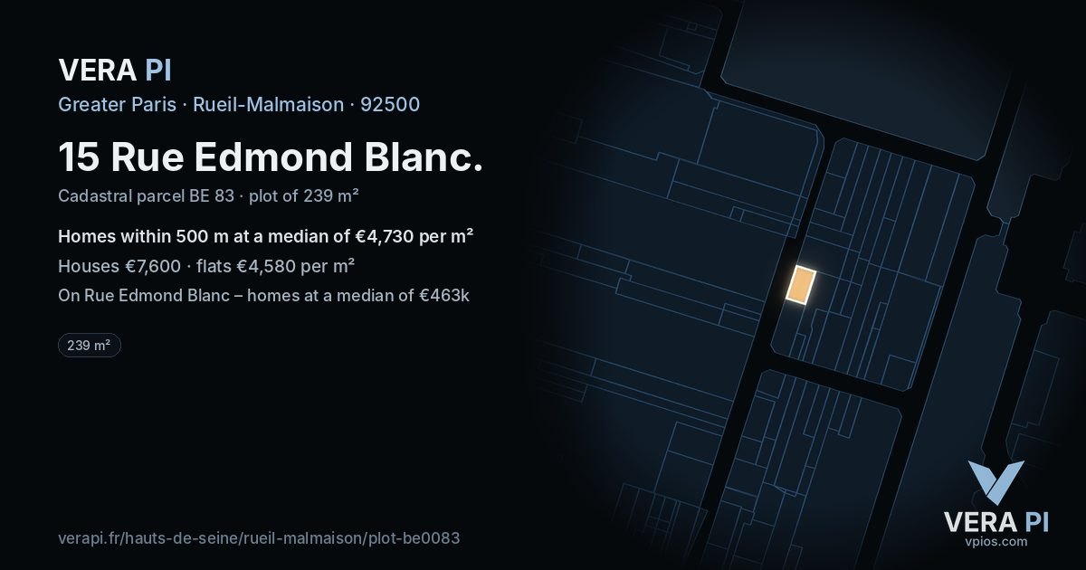 15 Rue Edmond Blanc, Rueil-Malmaison at night – the plot lit, the parcels around coloured by the prices near them