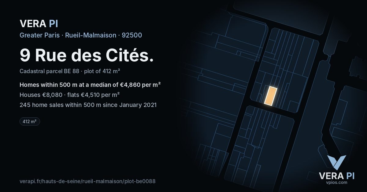 9 Rue des Cités, Rueil-Malmaison at night – the plot lit, the parcels around coloured by the prices near them
