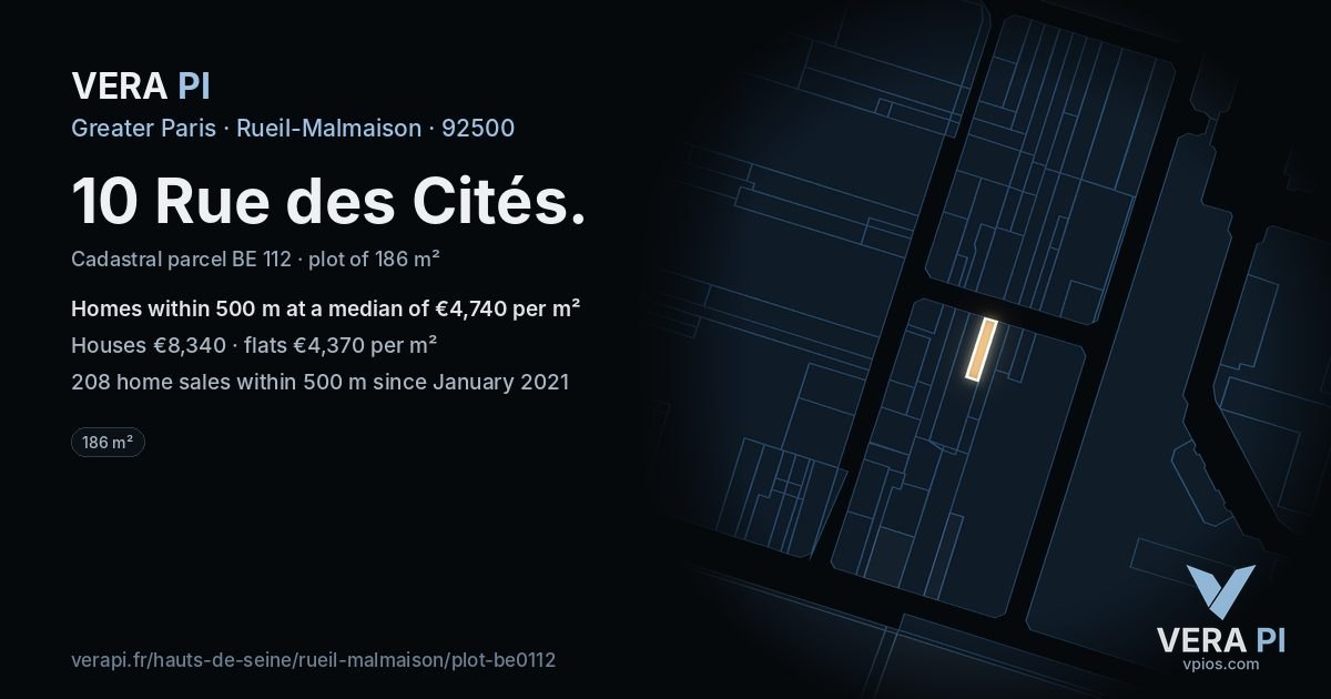 10 Rue des Cités, Rueil-Malmaison at night – the plot lit, the parcels around coloured by the prices near them