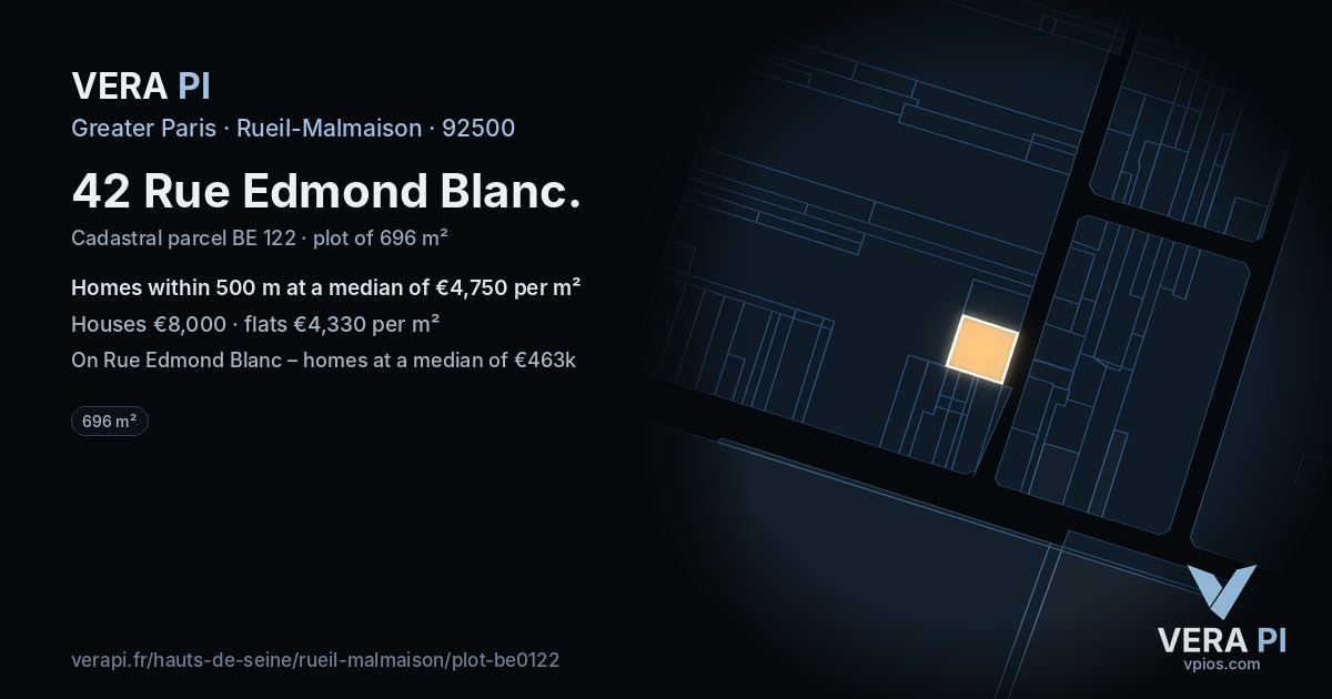 42 Rue Edmond Blanc, Rueil-Malmaison at night – the plot lit, the parcels around coloured by the prices near them