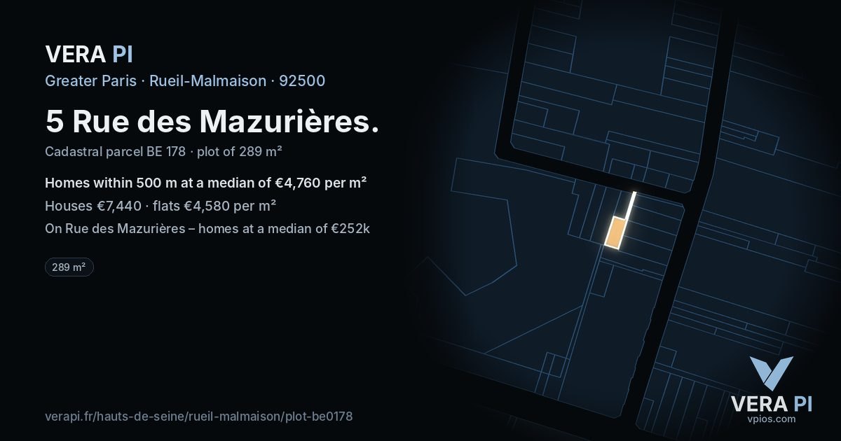 5 Rue des Mazurières, Rueil-Malmaison at night – the plot lit, the parcels around coloured by the prices near them