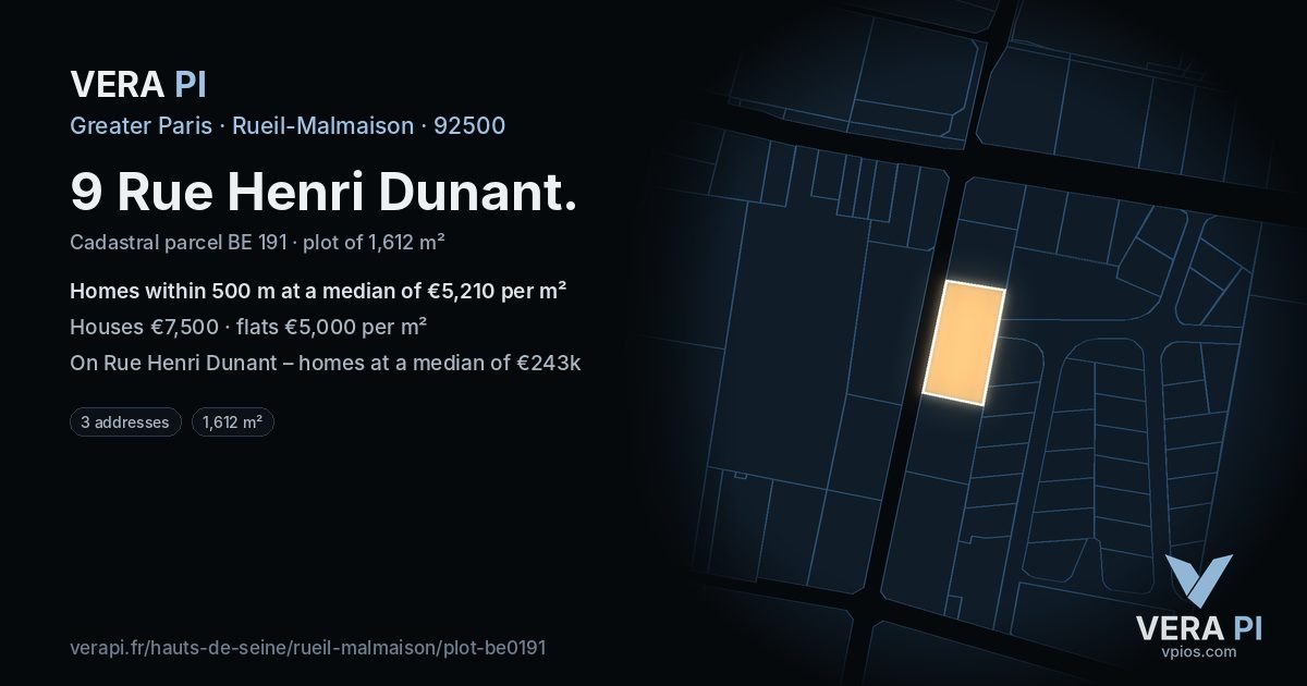 9 Rue Henri Dunant, Rueil-Malmaison at night – the plot lit, the parcels around coloured by the prices near them
