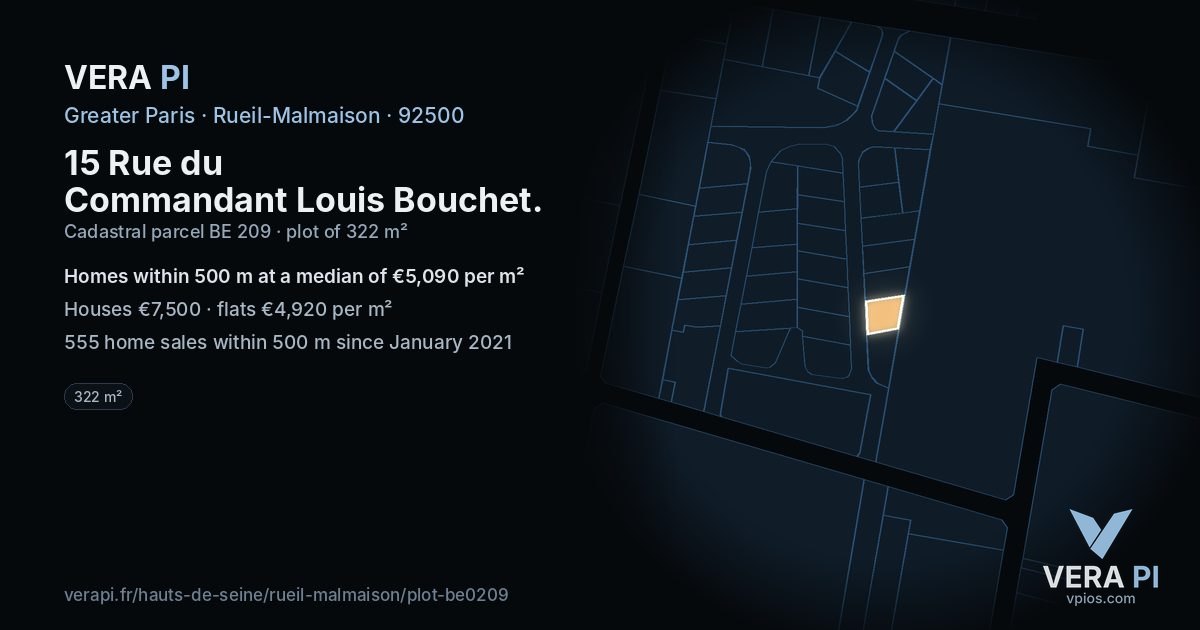 15 Rue du Commandant Louis Bouchet, Rueil-Malmaison at night – the plot lit, the parcels around coloured by the prices near them