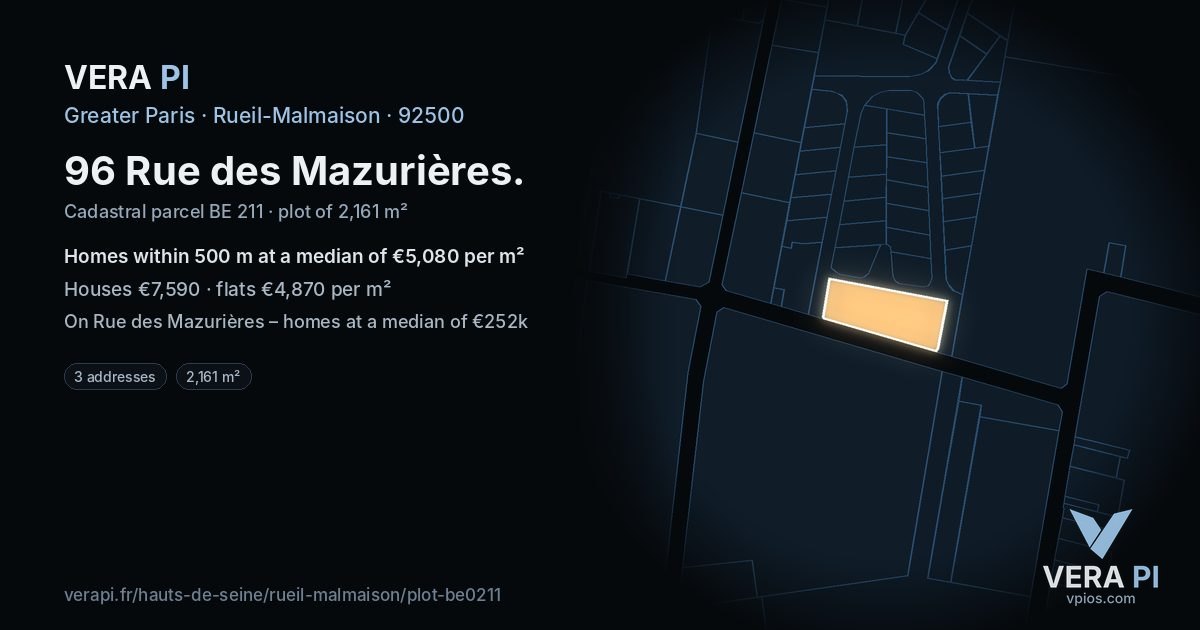 96 Rue des Mazurières, Rueil-Malmaison at night – the plot lit, the parcels around coloured by the prices near them