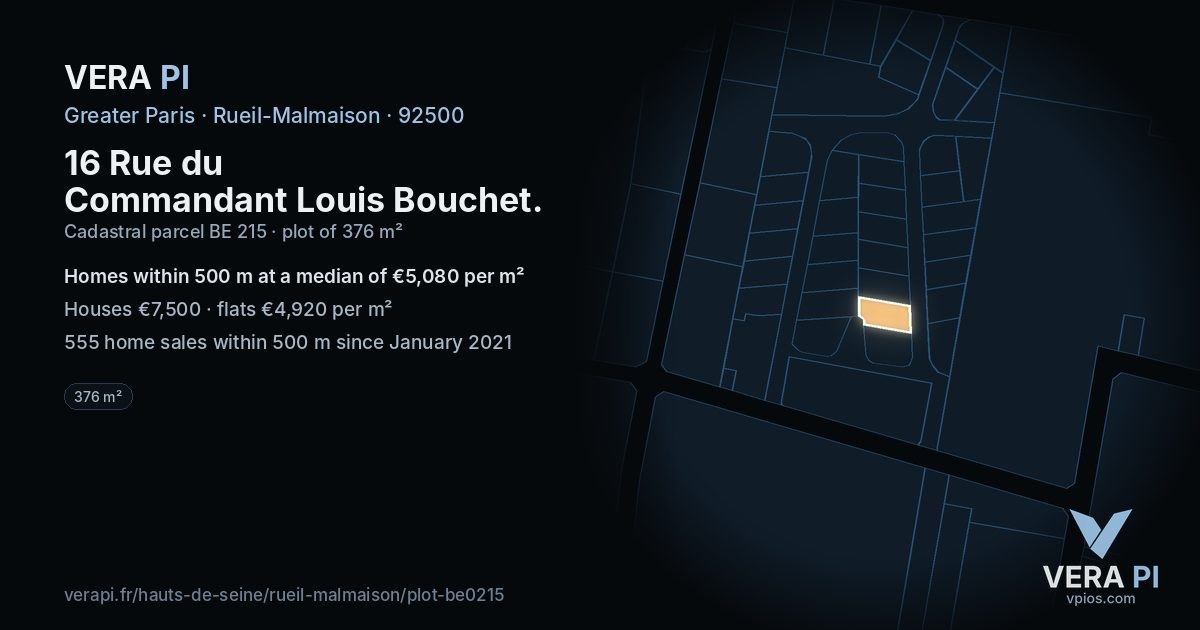 16 Rue du Commandant Louis Bouchet, Rueil-Malmaison at night – the plot lit, the parcels around coloured by the prices near them