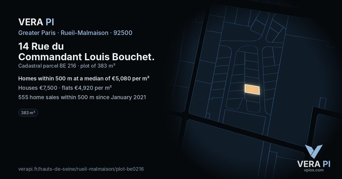 14 Rue du Commandant Louis Bouchet, Rueil-Malmaison at night – the plot lit, the parcels around coloured by the prices near them