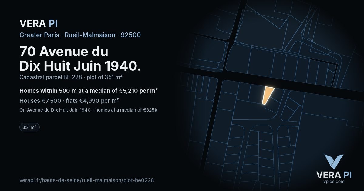 70 Avenue du Dix Huit Juin 1940, Rueil-Malmaison at night – the plot lit, the parcels around coloured by the prices near them