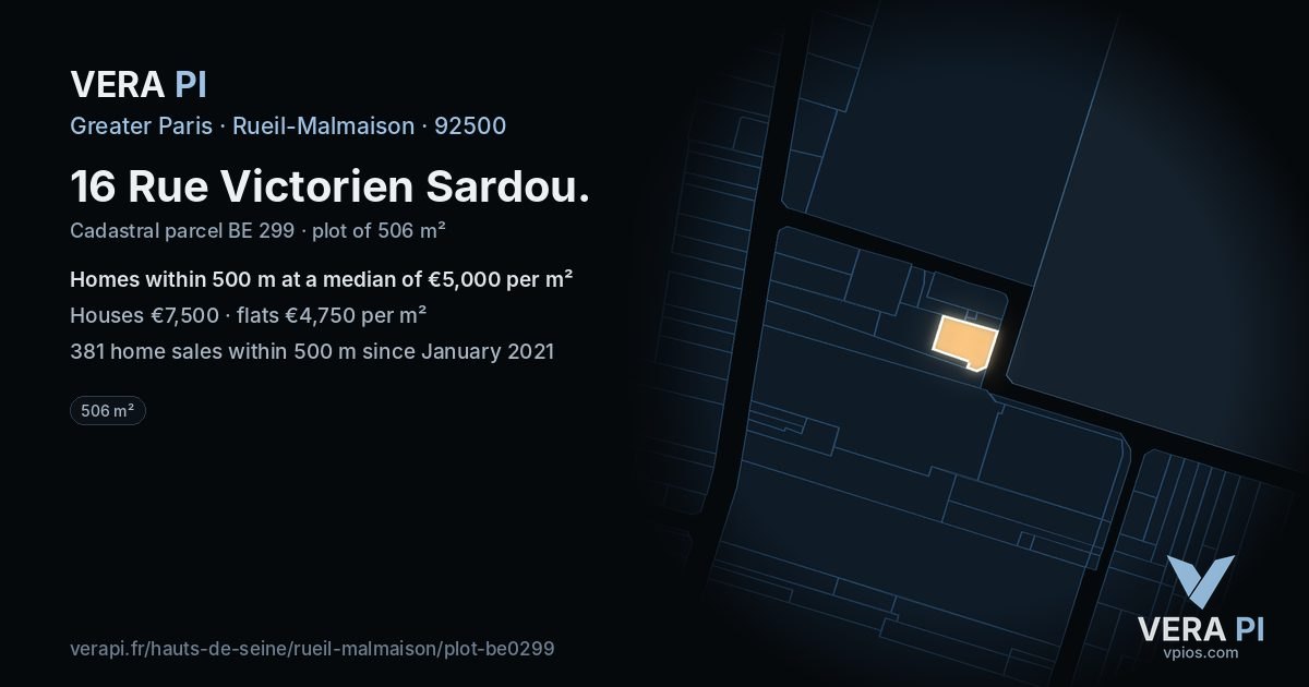 16 Rue Victorien Sardou, Rueil-Malmaison at night – the plot lit, the parcels around coloured by the prices near them