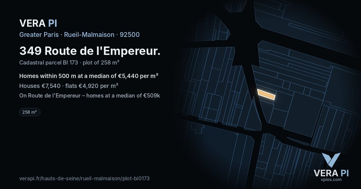 349 Route de l'Empereur, Rueil-Malmaison at night – the plot lit, the parcels around coloured by the prices near them