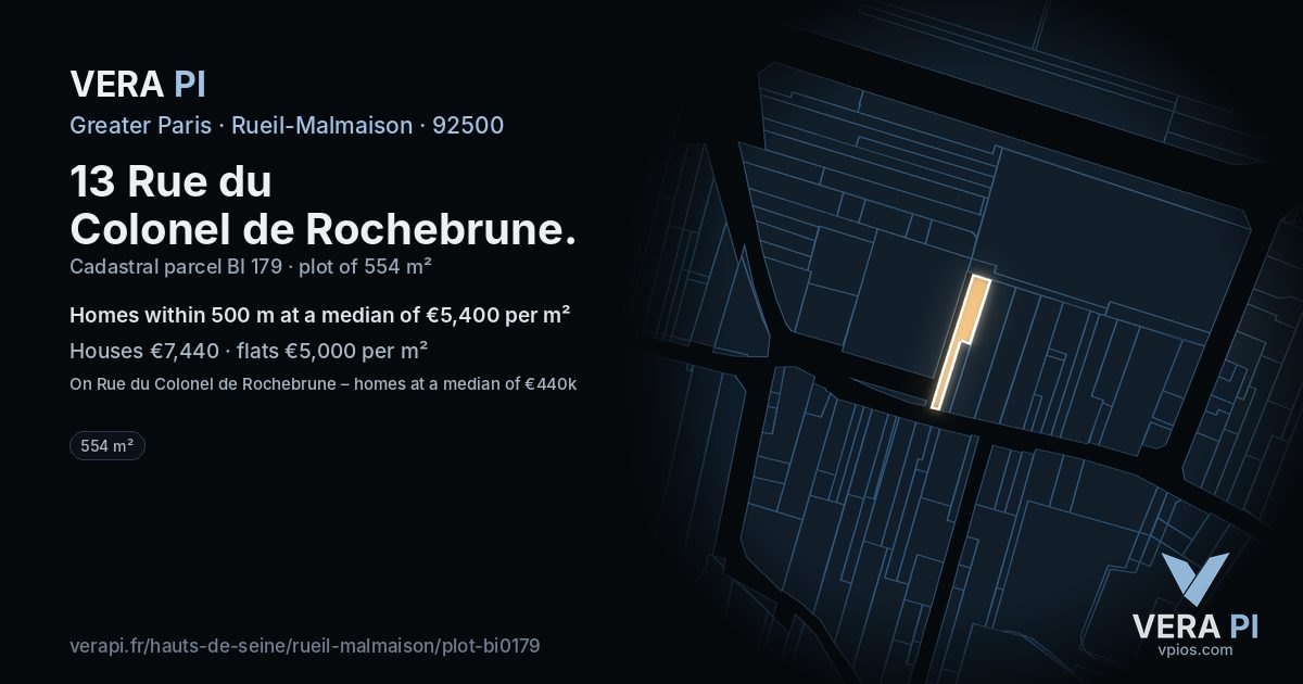 13 Rue du Colonel de Rochebrune, Rueil-Malmaison at night – the plot lit, the parcels around coloured by the prices near them
