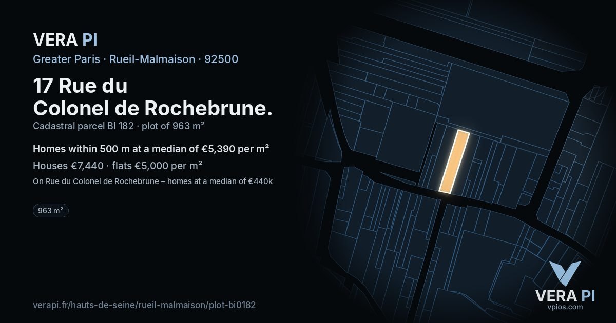 17 Rue du Colonel de Rochebrune, Rueil-Malmaison at night – the plot lit, the parcels around coloured by the prices near them