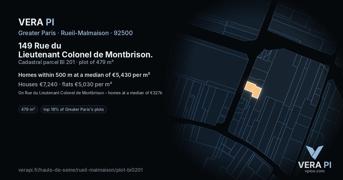 149 Rue du Lieutenant Colonel de Montbrison, Rueil-Malmaison at night – the plot lit, the parcels around coloured by the prices near them