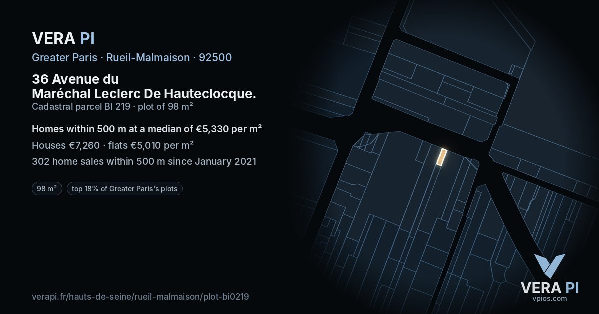 36 Avenue du Maréchal Leclerc De Hauteclocque, Rueil-Malmaison at night – the plot lit, the parcels around coloured by the prices near them